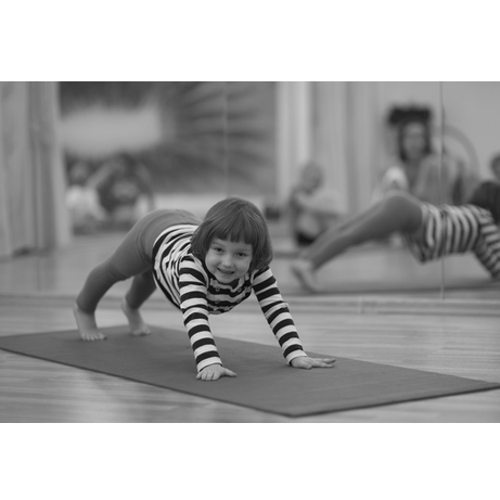 Завітайте на заняття до "Жирафи"