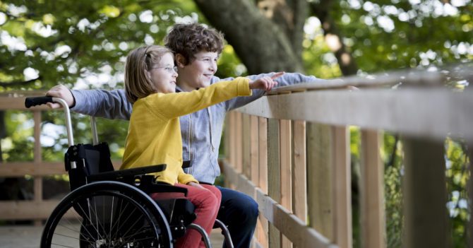 Благотворить нескучно: Создание инклюзивного пространства для взрослых и детей