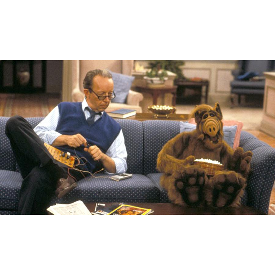 10 семейных сериалов, которые не стыдно смотреть вместе с детьми