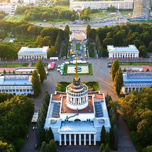 Літнє дозвілля на ВДНГ в Києві: 10 локацій 