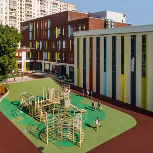 Pechersk School International запрошує на день відкритих дверей 15 лютого та 27 квітня
